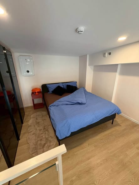 bedroom of Siamese residence landmark @ MRTA station