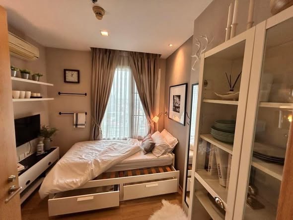 bedroom of Siri at Sukhumvit