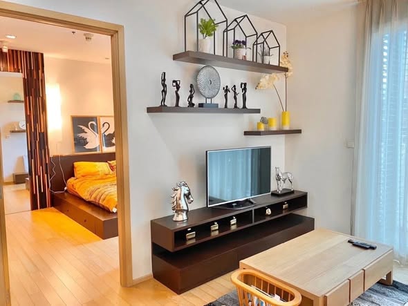 bedroom and living room and room interior of Siri at Sukhumvit