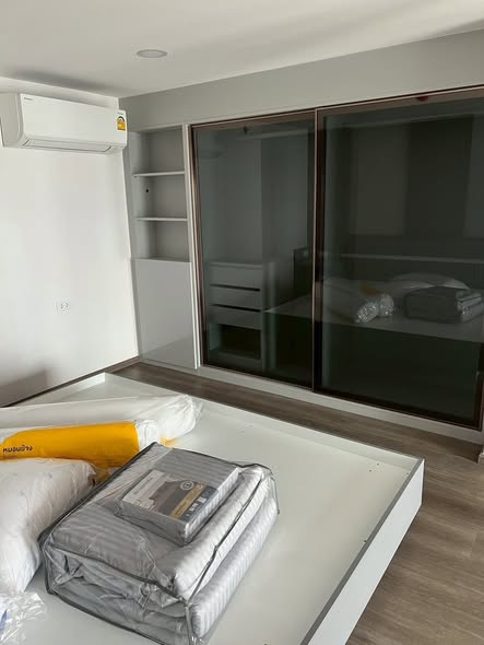bedroom and room interior of So Origin Kaset Interchange