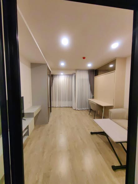 bedroom and room interior of SOHO​ BANGKOK​ RATCHADA​