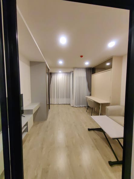 bedroom and room interior of SOHO​ BANGKOK​ RATCHADA​