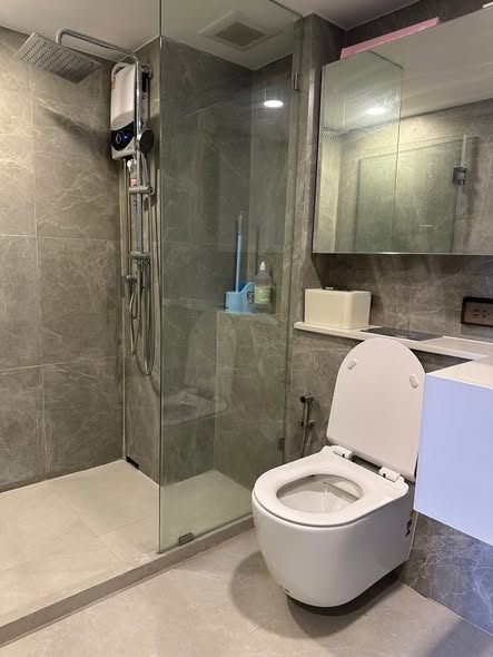 room interior and bathroom of SOHO​ BANGKOK​ RATCHADA​