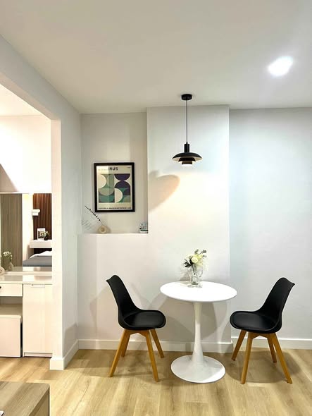 SR Condominium