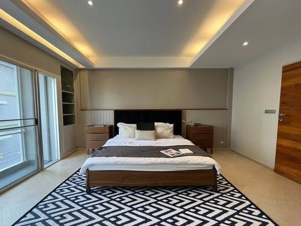 bedroom and room interior of Stories Onnut – Wongwaen