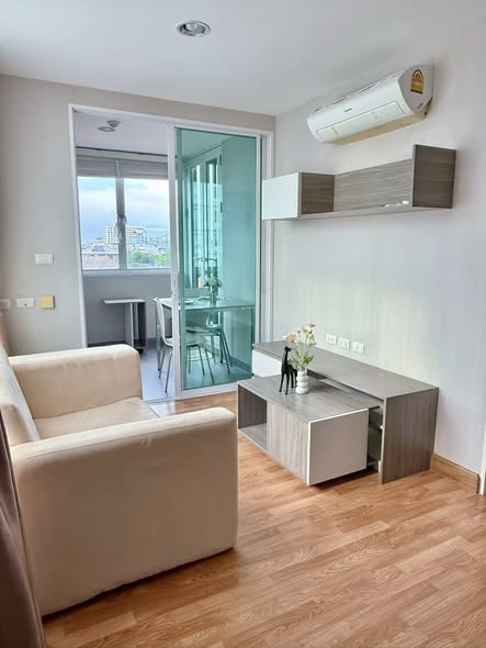living room and room interior of Sucharee Life 2