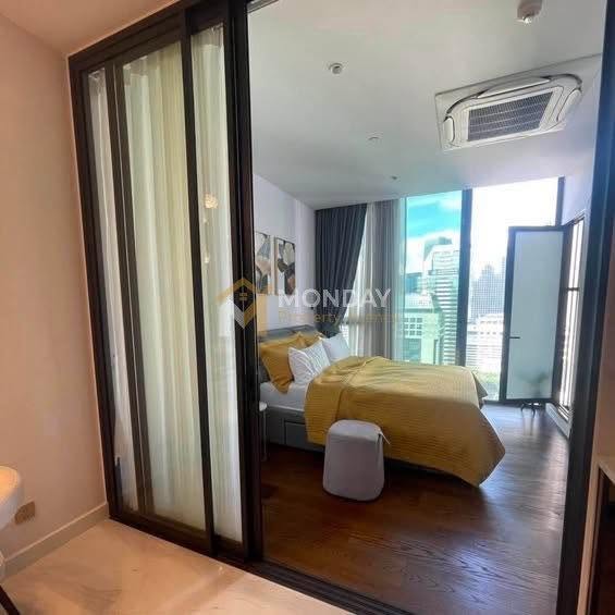 bedroom and room interior of Supalai Icon Sathon