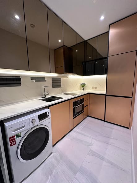 kitchen of Supalai Icon Sathon