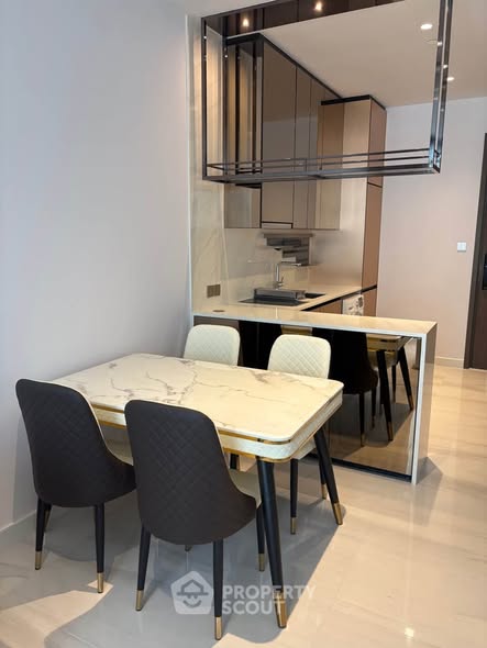 kitchen of Supalai Icon Sathon