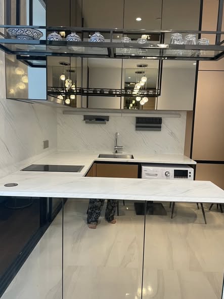kitchen of Supalai Icon Sathon