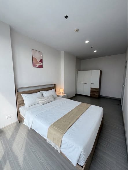 bedroom of Supalai Loft Sathon-Ratchaphruek