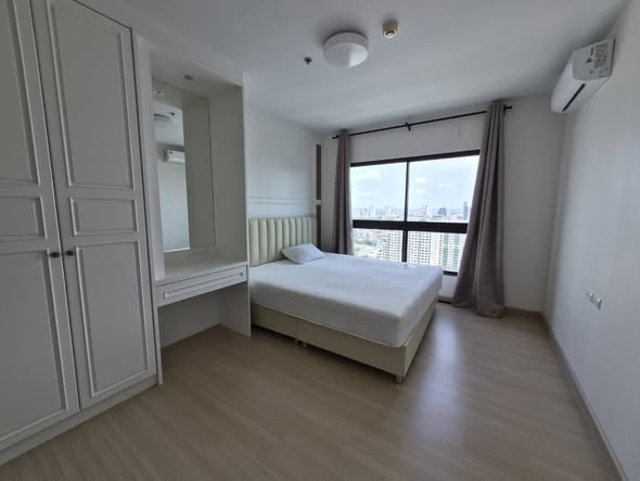 bedroom of Supalai Loft Talat Phlu Station