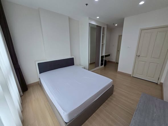 bedroom of Supalai Loft Talat Phlu Station
