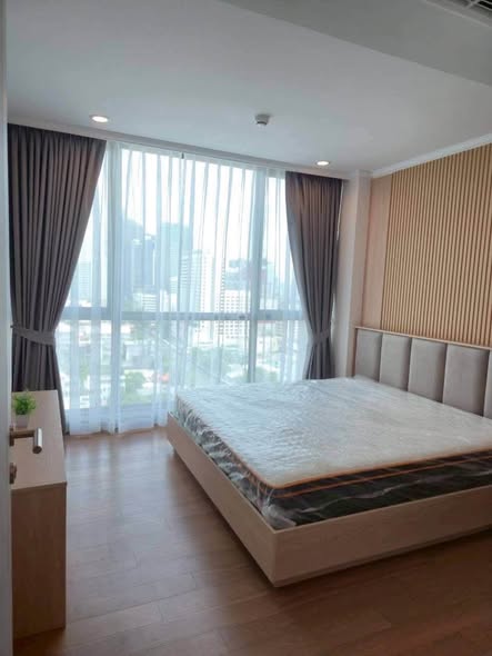 bedroom of Supalai Oriental Sukhumvit 39