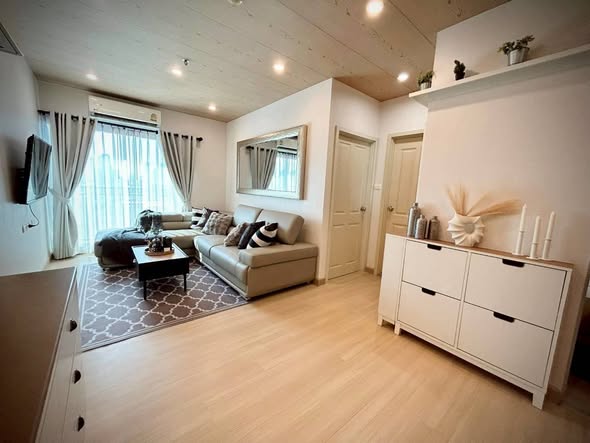 bedroom and living room of Supalai Veranda Rama 9