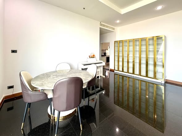 room interior of Supalai Wellington