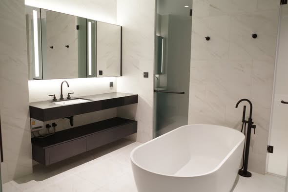 bathroom of Tait Sathorn 12