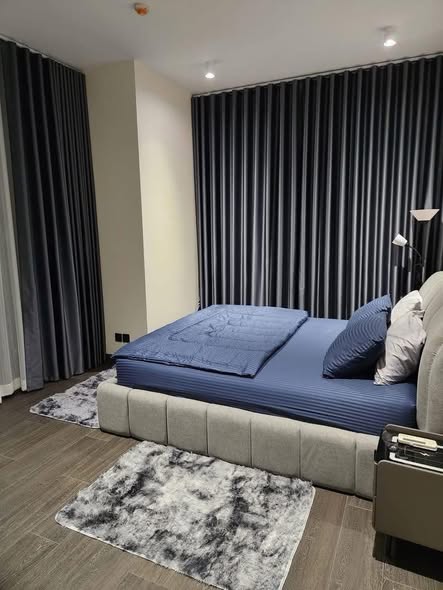 bedroom of Tait Sathorn 12