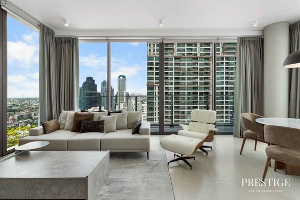 living room of Tait Sathorn 12