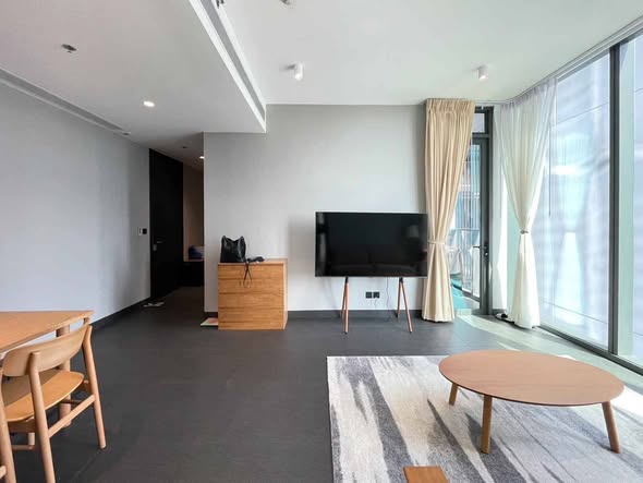 living room and room interior of Tait Sathorn 12