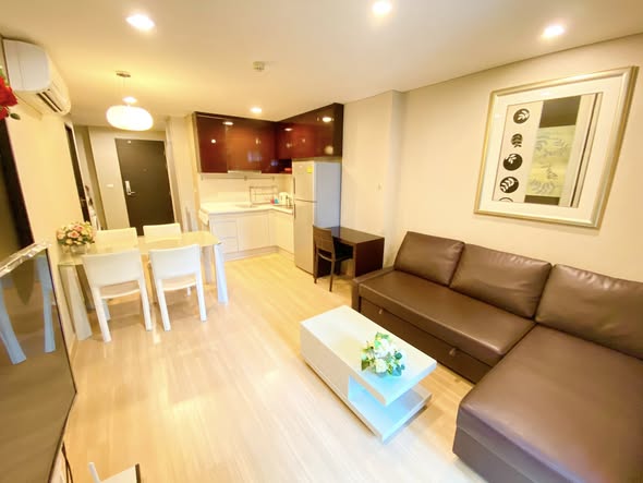 living room of The Address Pathum Wan ดิ แอดเดรส ปทุมวัน