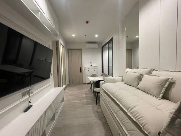 living room of The Address Siam-Ratchathewi