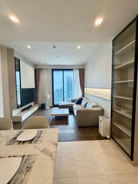 living room and room interior of The Address Siam-Ratchathewi