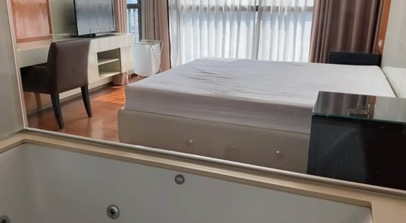 bedroom of The Address Sukhumvit 28