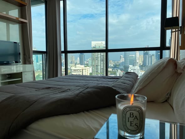 bedroom of The Address Sukhumvit 28