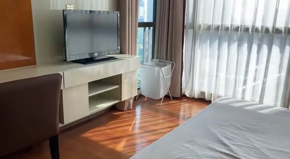 bedroom of The Address Sukhumvit 28