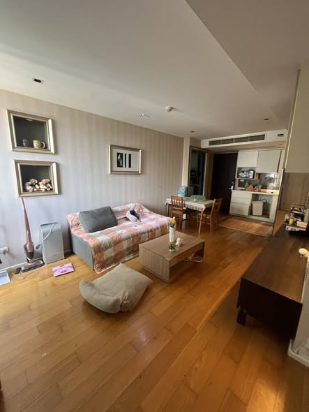 bedroom and living room of The Alcove Thonglor 10