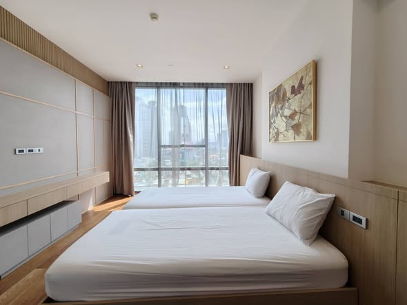 bedroom of The Bangkok Sathorn
