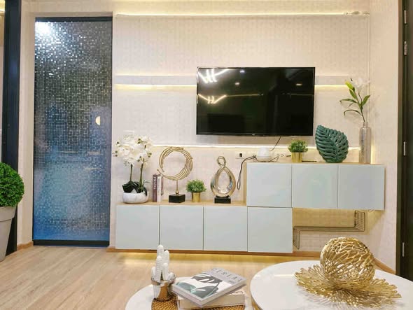 living room and room interior and bathroom of THE BASE Garden Rama 9