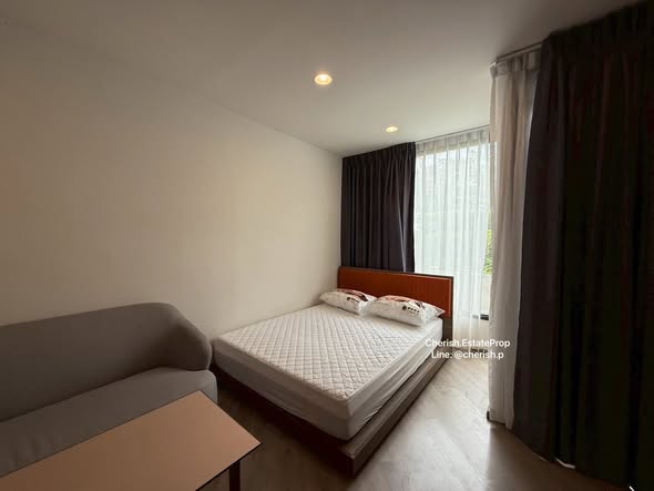bedroom of THE BASE Saphanmai