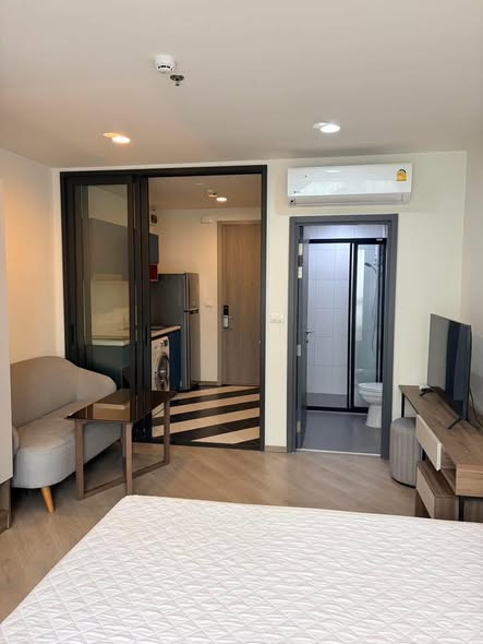 bedroom and room interior of THE BASE Saphanmai