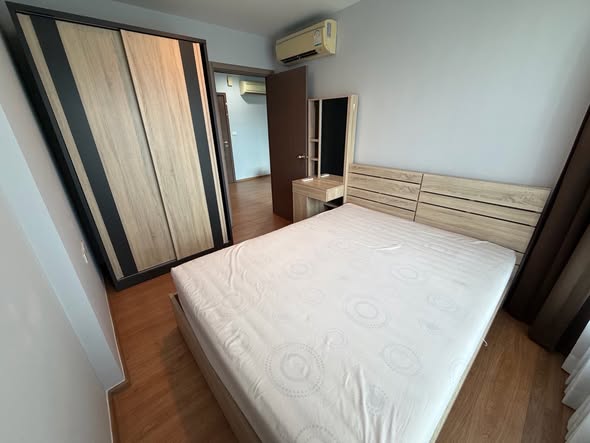 bedroom of THE BASE Sukhumvit 77