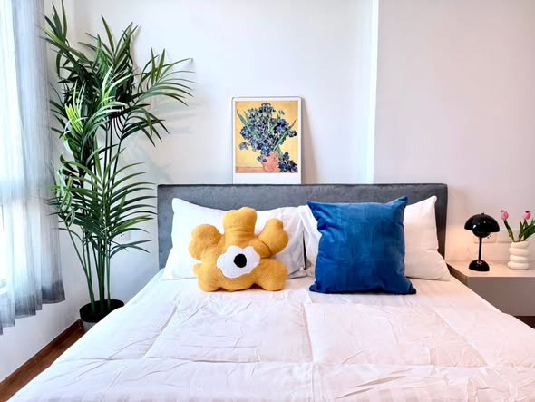 bedroom of THE BASE Sukhumvit 77