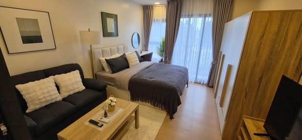 bedroom of The Base Urban Rama9