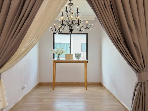 bedroom of The City Ramintra