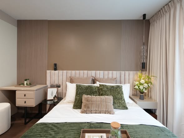 bedroom of The Clover