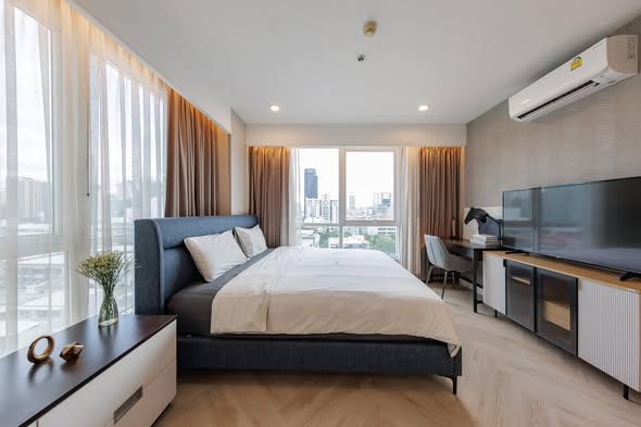 bedroom of The Complete Ratchaprarop