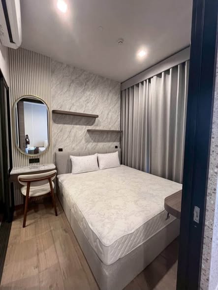 bedroom of The Crest Park Residences