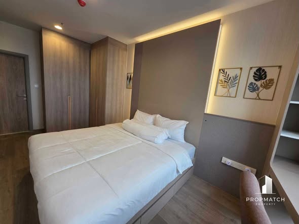 bedroom of THE CROWN Residences