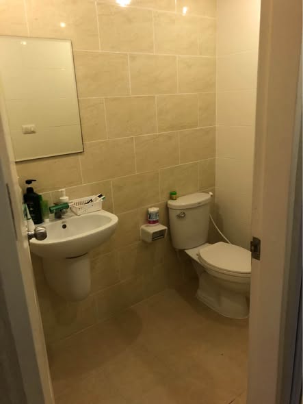 bathroom of The Cube Chaengwattana