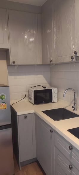 kitchen of The Editor Saphan Khwai