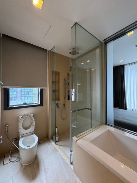 room interior and bathroom of THE ESSE ASOKE