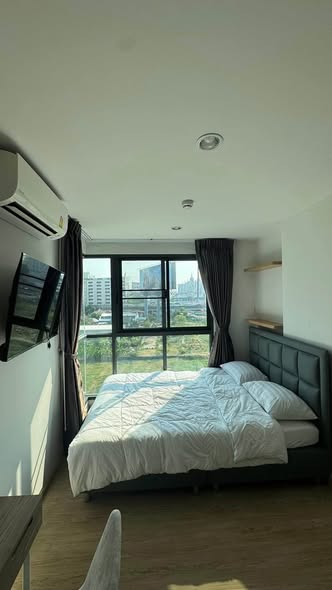 bedroom of The Excel Hideaway Sukhumvit 50