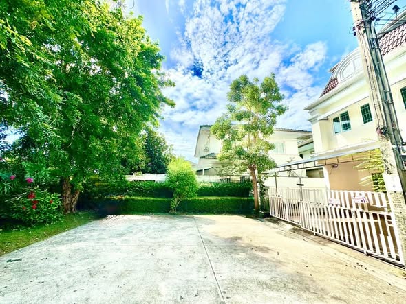 The Exclusive Townhome