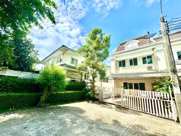 The Exclusive Townhome