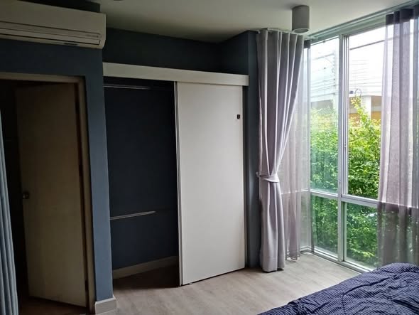 bedroom and room interior of The Iris Condo (F Building) Rama 9 – Srinagarindra